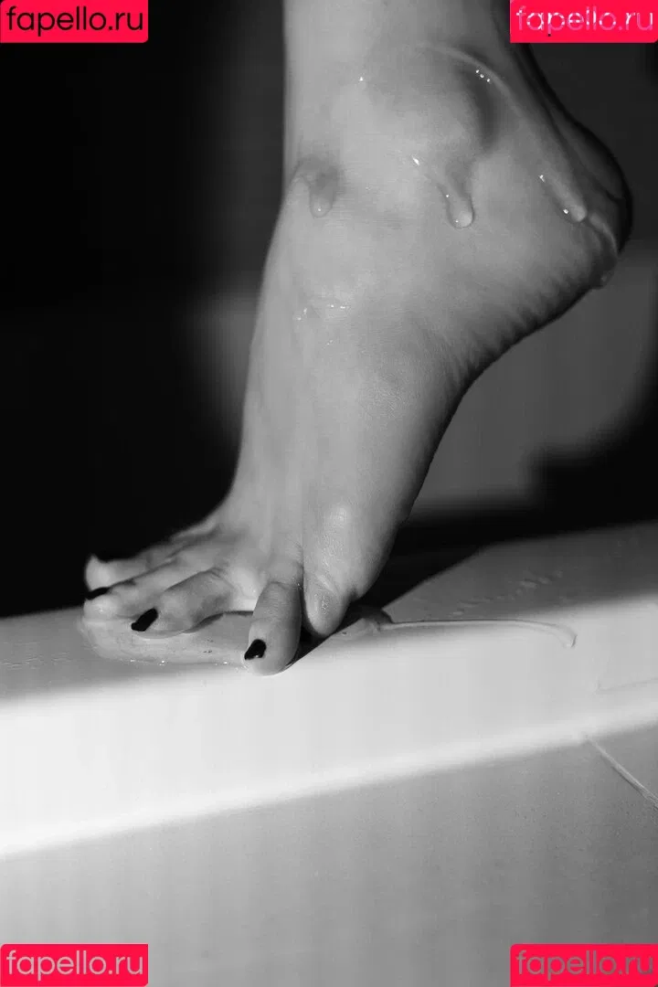 Olyashaa / deepfake / olyashaasaxon Onlyfans Photo Gallery 