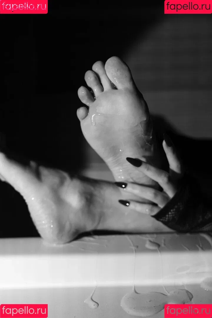 Olyashaa / deepfake / olyashaasaxon Onlyfans Photo Gallery 