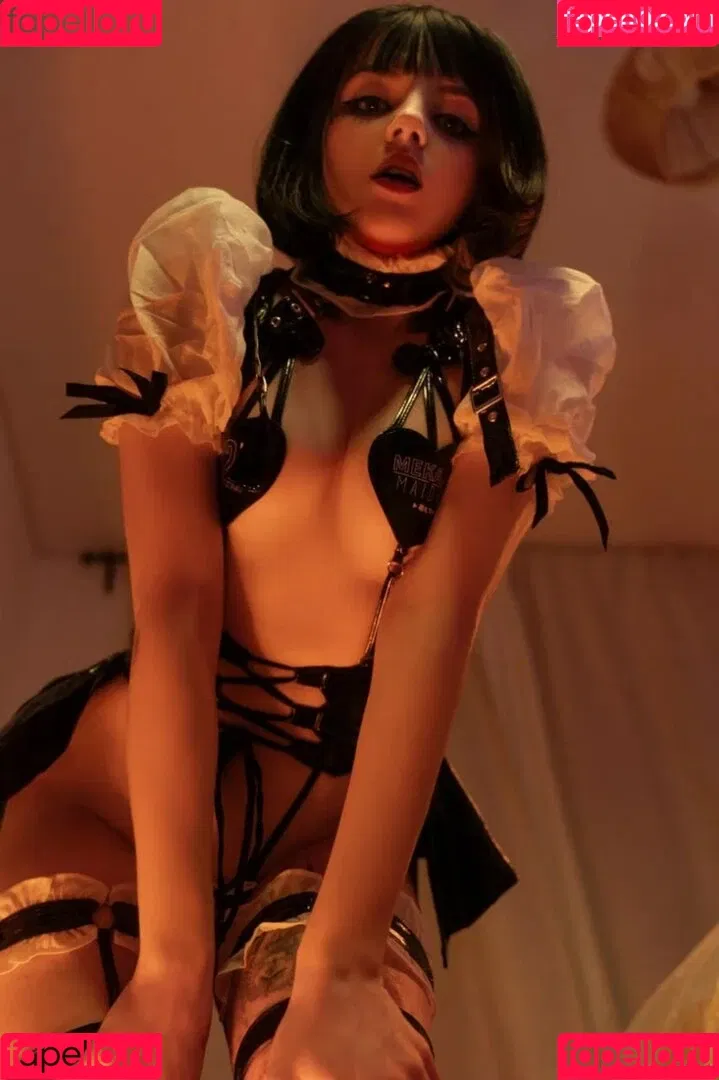 Olyashaa / deepfake / olyashaasaxon Onlyfans Photo Gallery 