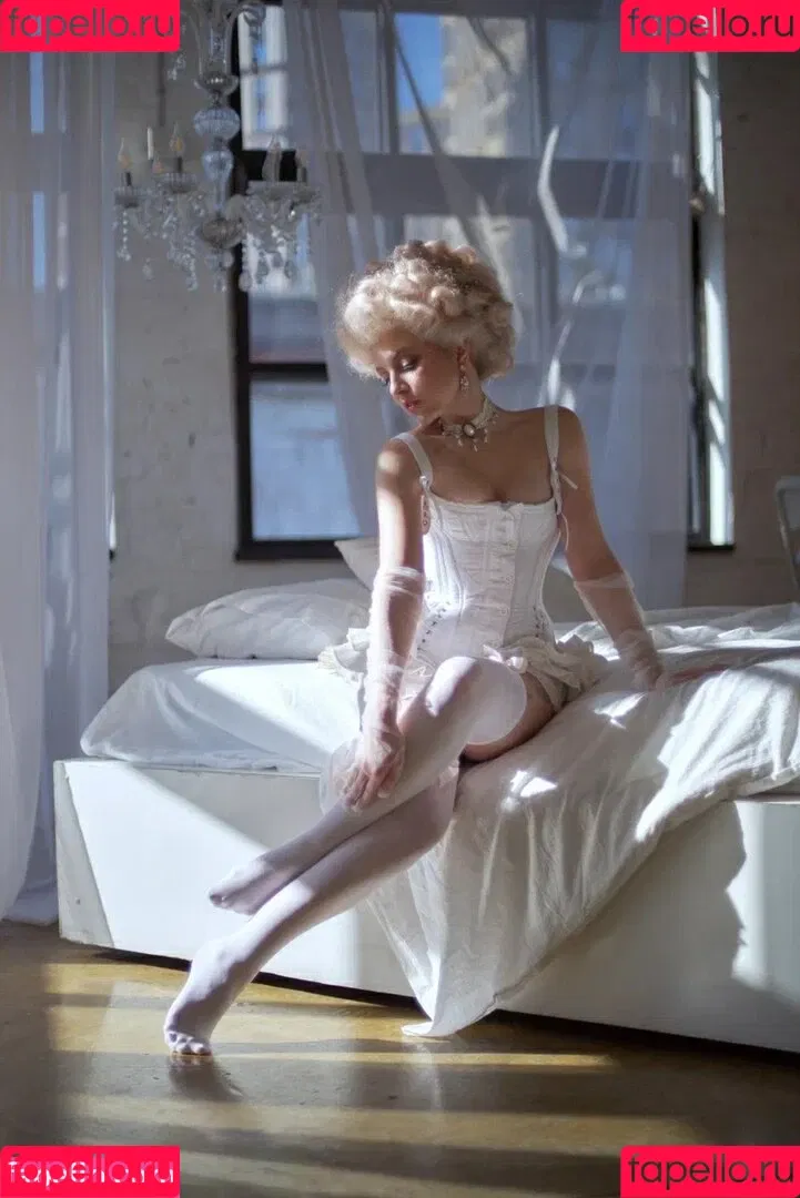 Olyashaa / deepfake / olyashaasaxon Onlyfans Photo Gallery 