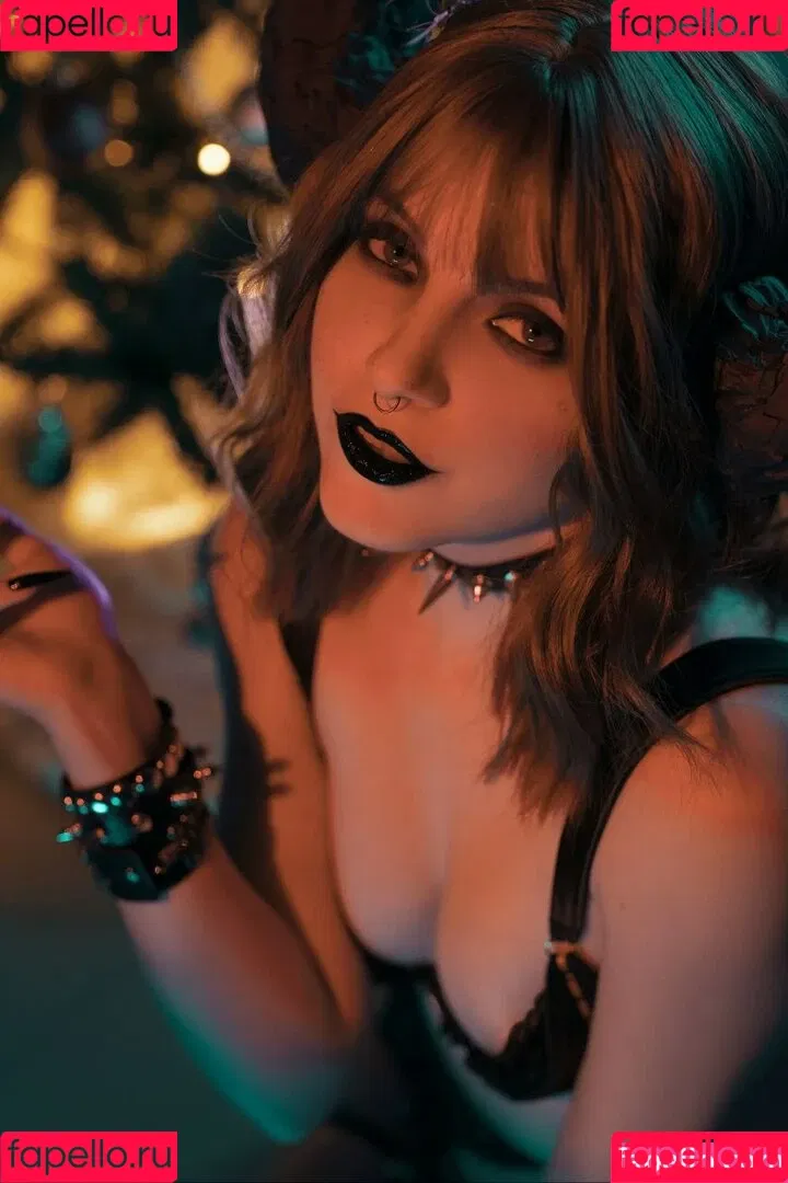 Olyashaa / deepfake / olyashaasaxon Onlyfans Photo Gallery 