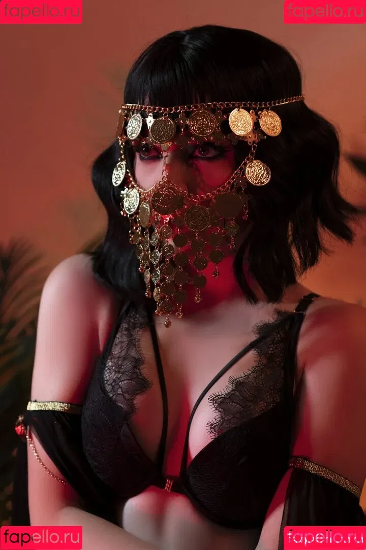 Olyashaa / deepfake / olyashaasaxon Onlyfans Photo Gallery 