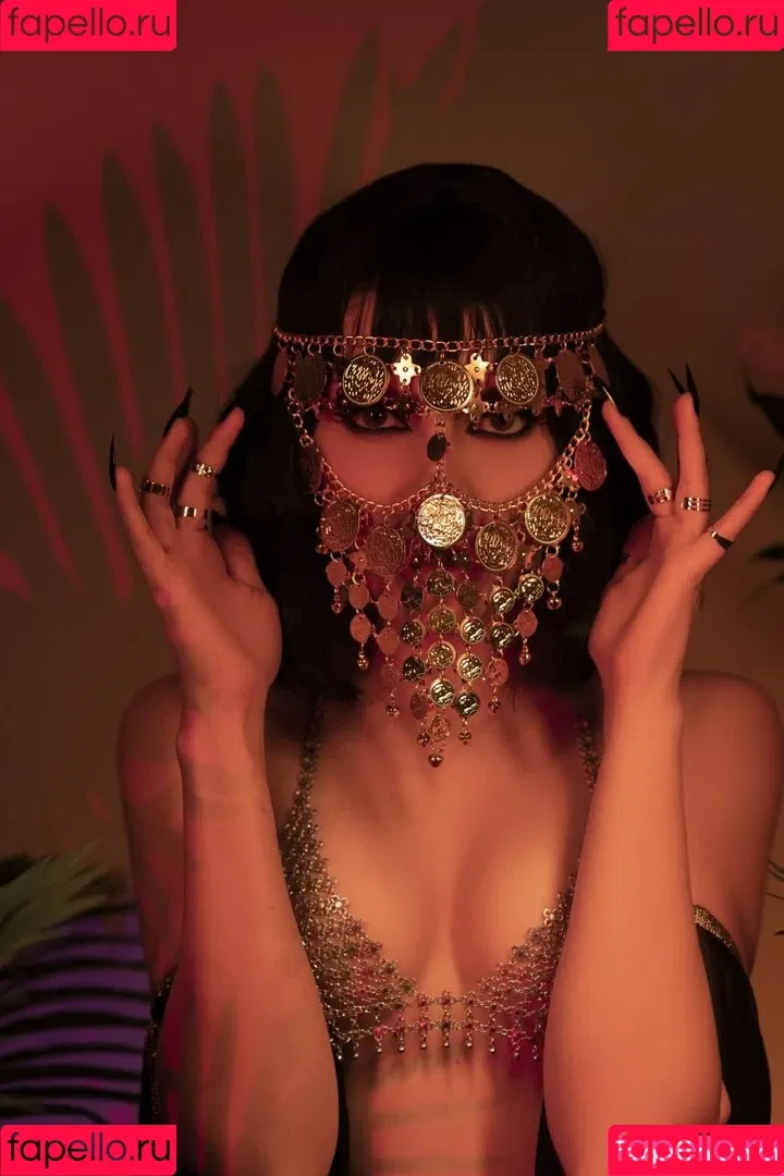 Olyashaa / deepfake / olyashaasaxon Onlyfans Photo Gallery 