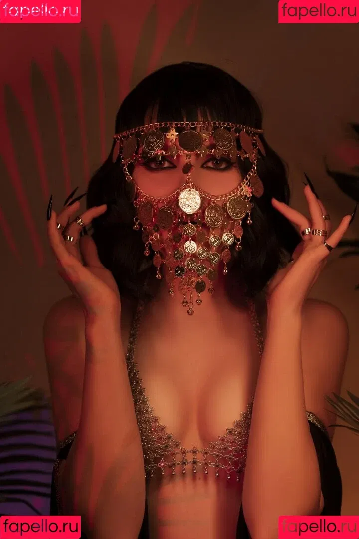 Olyashaa / deepfake / olyashaasaxon Onlyfans Photo Gallery 