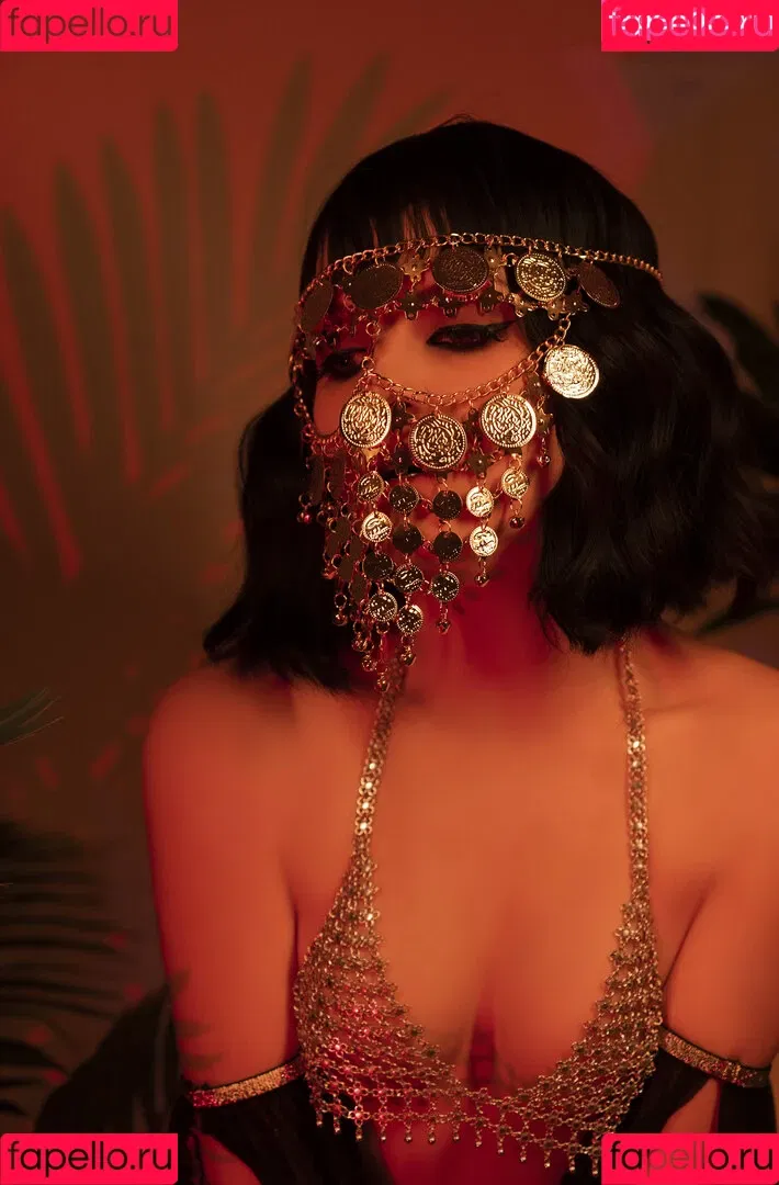 Olyashaa / deepfake / olyashaasaxon Onlyfans Photo Gallery 