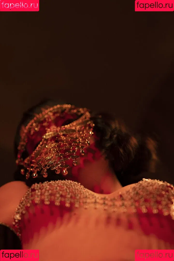 Olyashaa / deepfake / olyashaasaxon Onlyfans Photo Gallery 