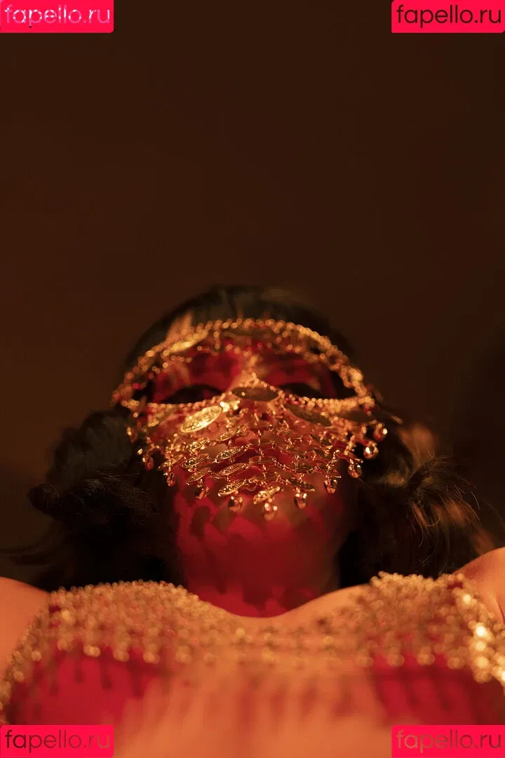 Olyashaa / deepfake / olyashaasaxon Onlyfans Photo Gallery 