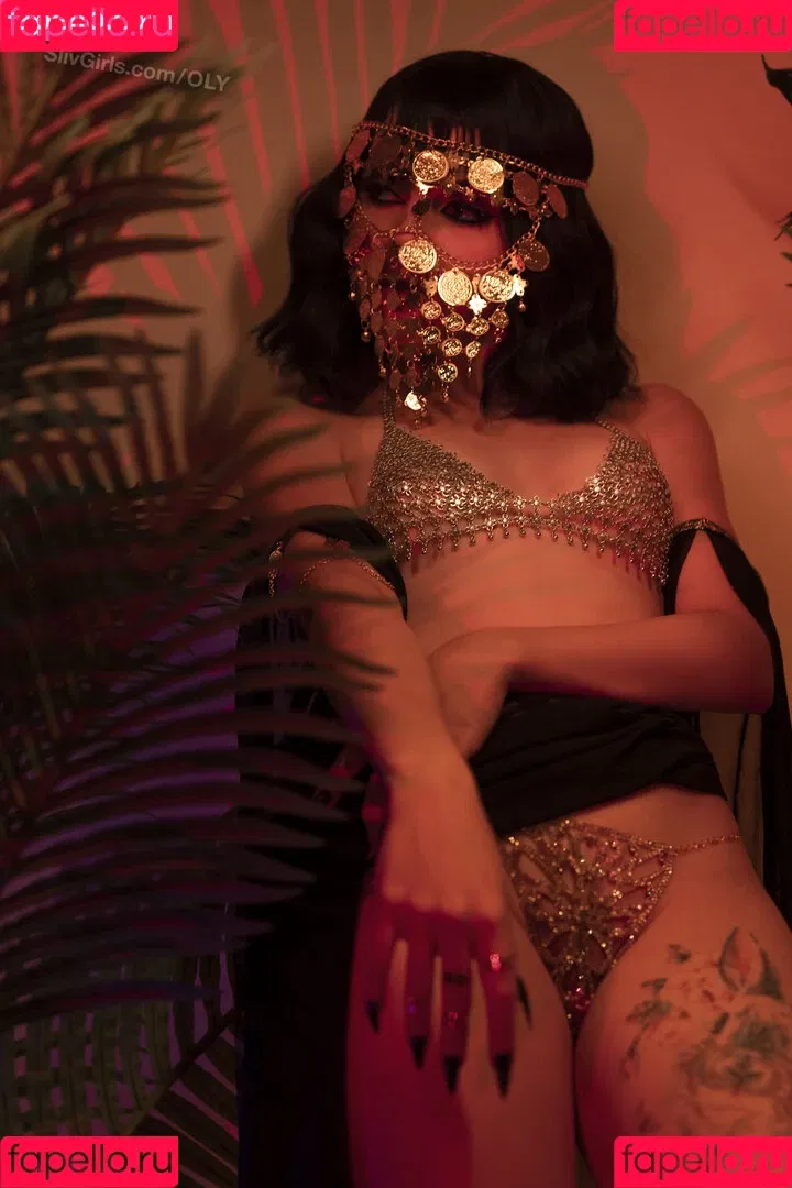 Olyashaa / deepfake / olyashaasaxon Onlyfans Photo Gallery 