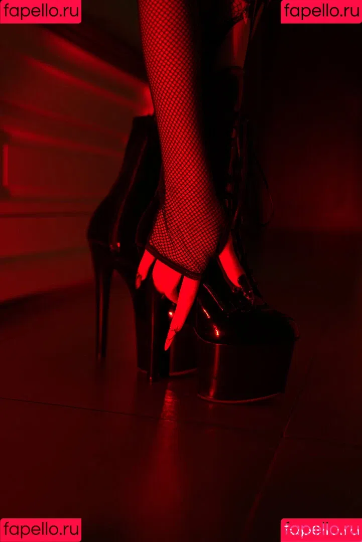 Olyashaa / deepfake / olyashaasaxon Onlyfans Photo Gallery 