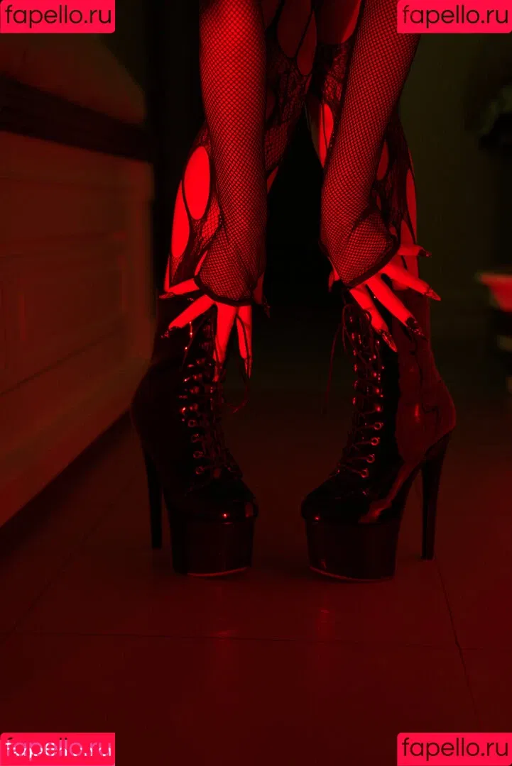 Olyashaa / deepfake / olyashaasaxon Onlyfans Photo Gallery 