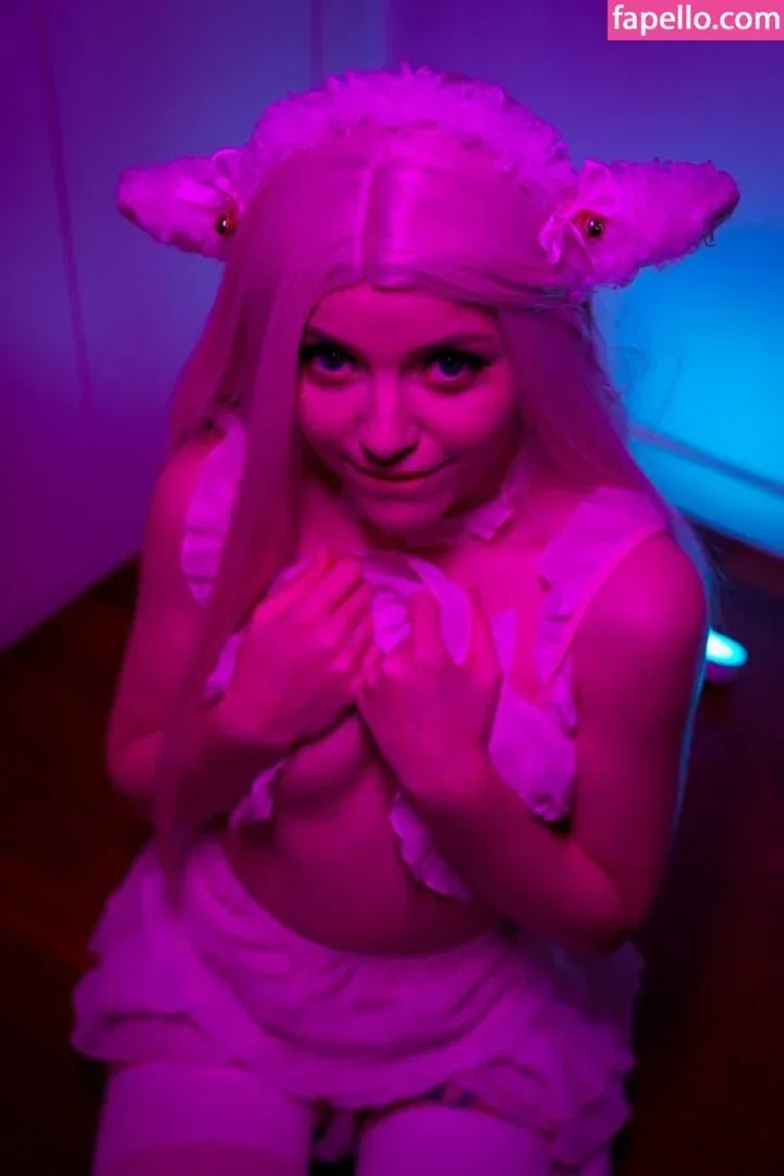 Olyashaa / deepfake / olyashaasaxon Onlyfans Photo Gallery 