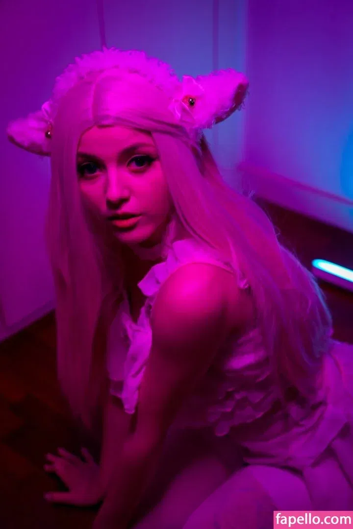 Olyashaa / deepfake / olyashaasaxon Onlyfans Photo Gallery 