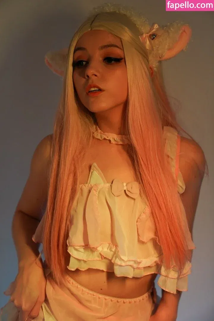 Olyashaa / deepfake / olyashaasaxon Onlyfans Photo Gallery 