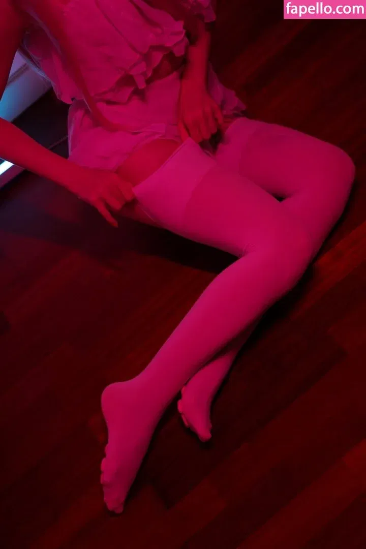 Olyashaa / deepfake / olyashaasaxon Onlyfans Photo Gallery 