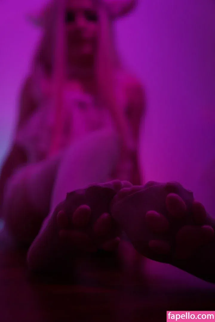 Olyashaa / deepfake / olyashaasaxon Onlyfans Photo Gallery 