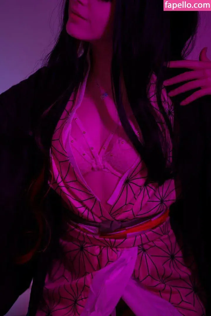 Olyashaa / deepfake / olyashaasaxon Onlyfans Photo Gallery 