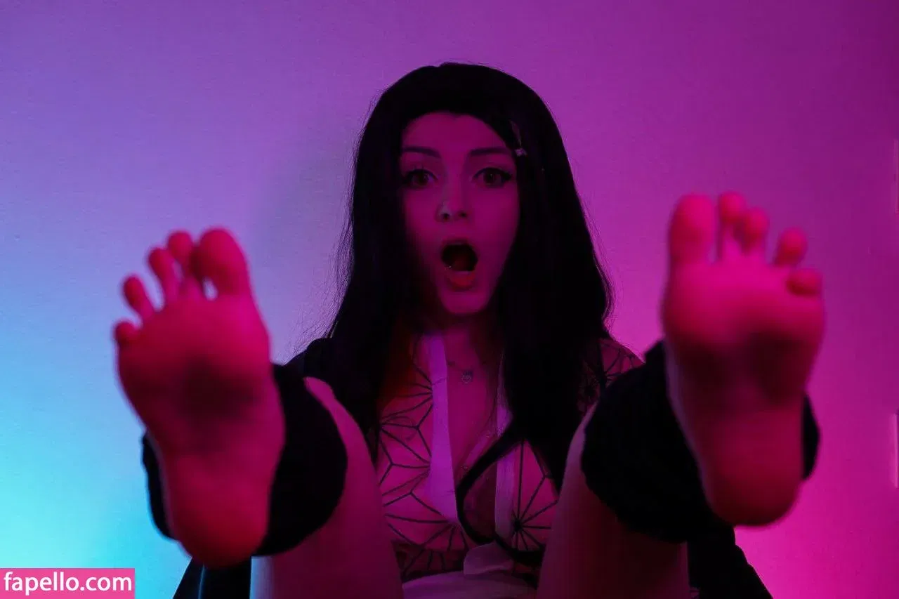 Olyashaa / deepfake / olyashaasaxon Onlyfans Photo Gallery 