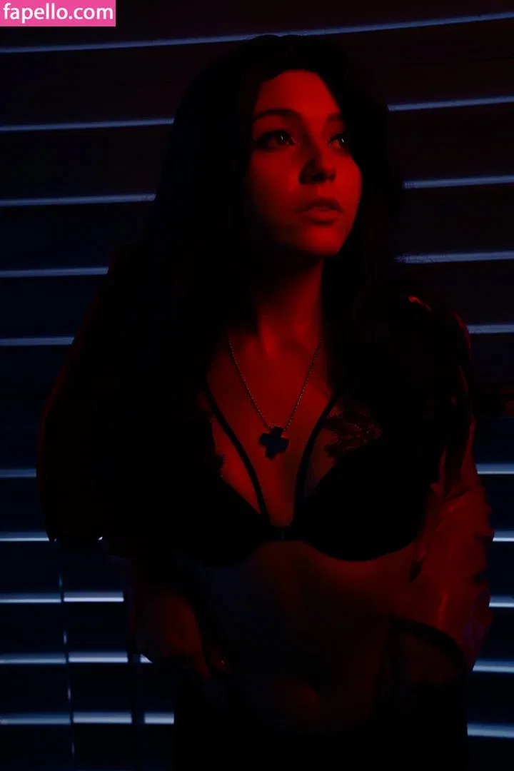 Olyashaa / deepfake / olyashaasaxon Onlyfans Photo Gallery 