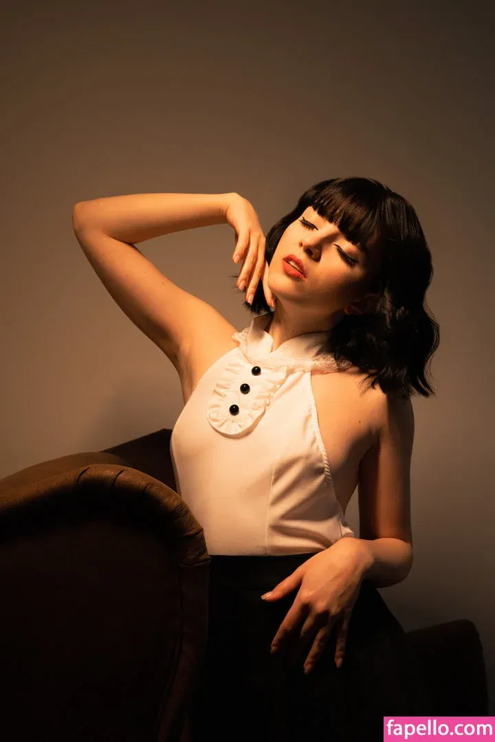 Olyashaa / deepfake / olyashaasaxon Onlyfans Photo Gallery 