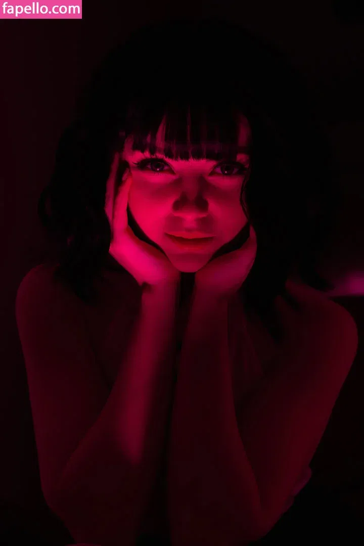 Olyashaa / deepfake / olyashaasaxon Onlyfans Photo Gallery 