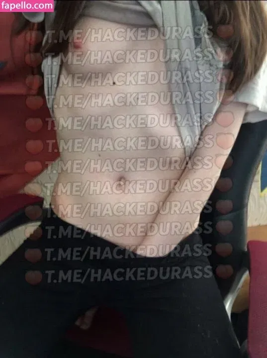 Olyashaa / deepfake / olyashaasaxon Onlyfans Photo Gallery 