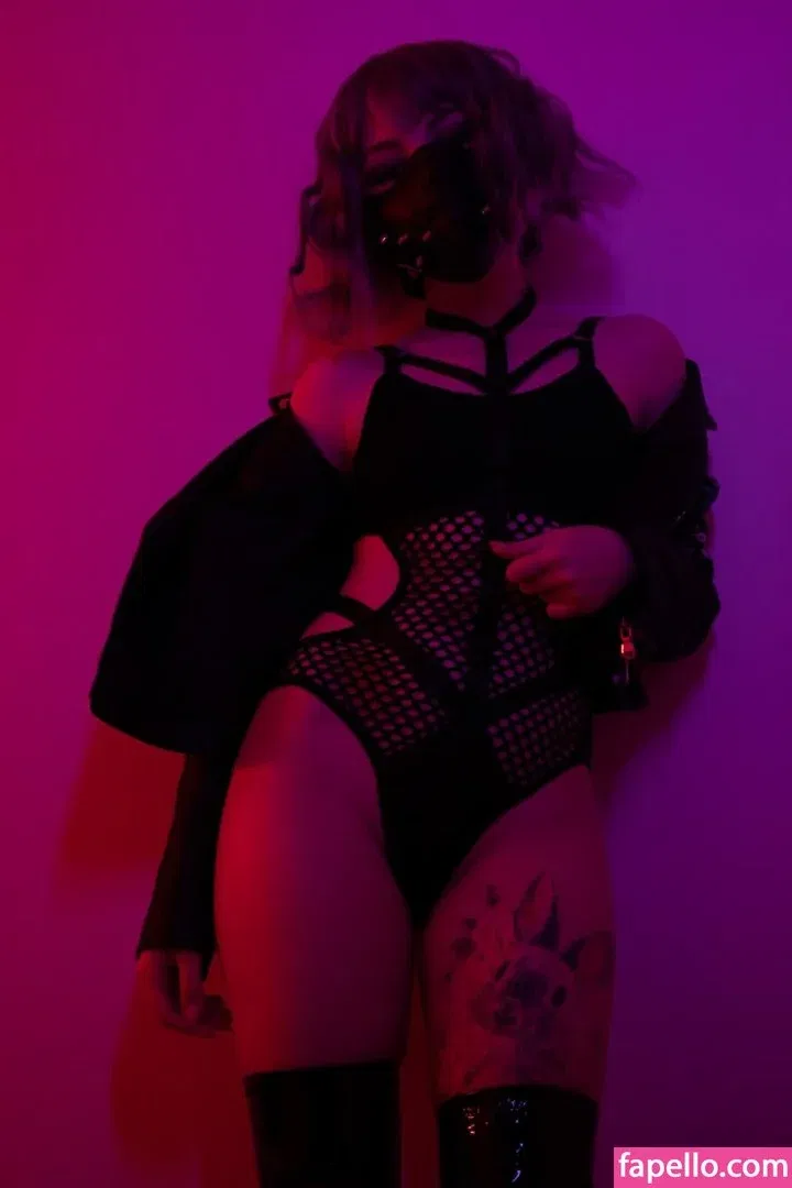 Olyashaa / deepfake / olyashaasaxon Onlyfans Photo Gallery 