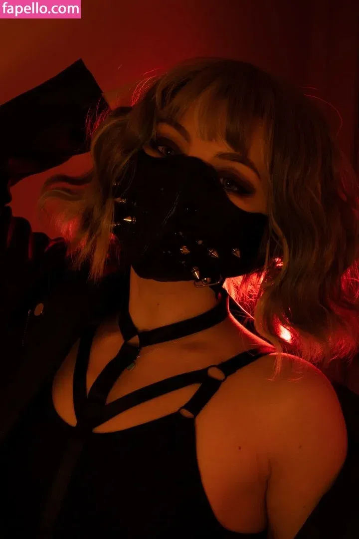 Olyashaa / deepfake / olyashaasaxon Onlyfans Photo Gallery 