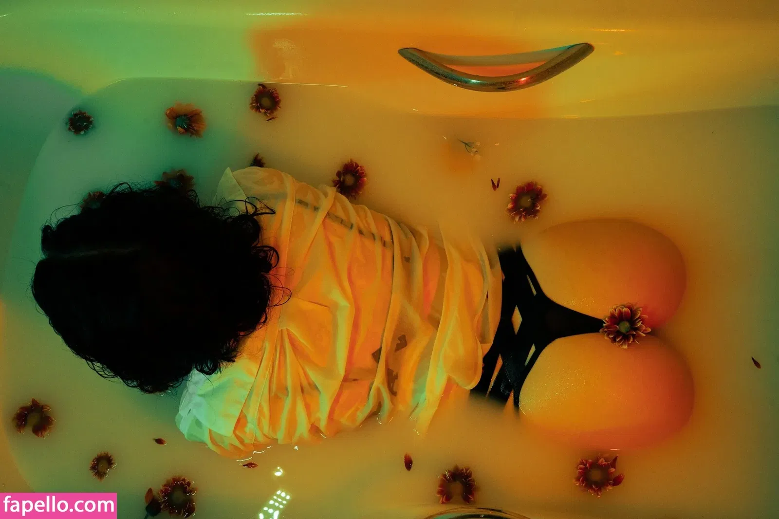 Olyashaa / deepfake / olyashaasaxon Onlyfans Photo Gallery 