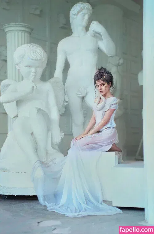 Olyashaa / deepfake / olyashaasaxon Onlyfans Photo Gallery 