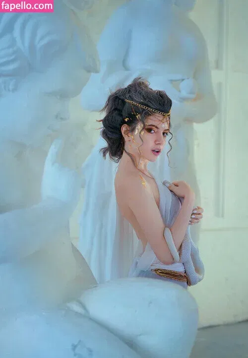 Olyashaa / deepfake / olyashaasaxon Onlyfans Photo Gallery 