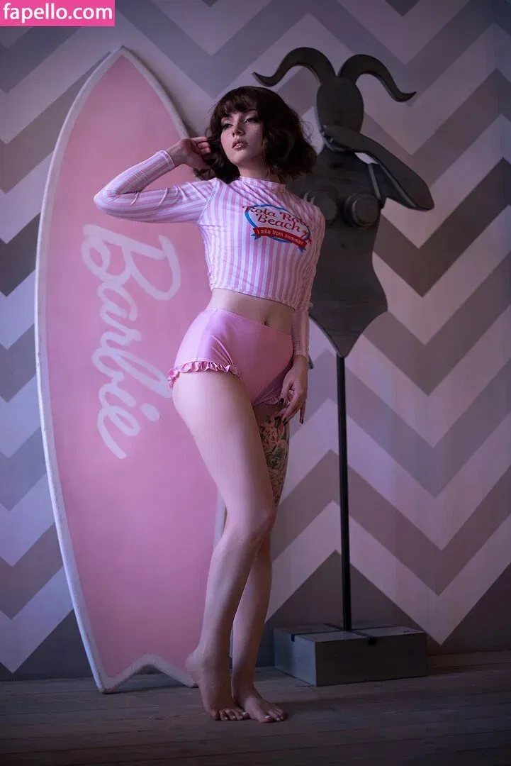 Olyashaa / deepfake / olyashaasaxon Onlyfans Photo Gallery 