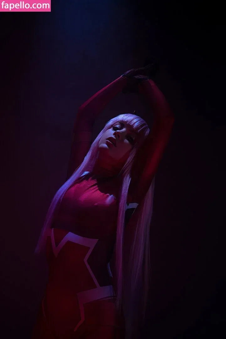 Olyashaa / deepfake / olyashaasaxon Onlyfans Photo Gallery 