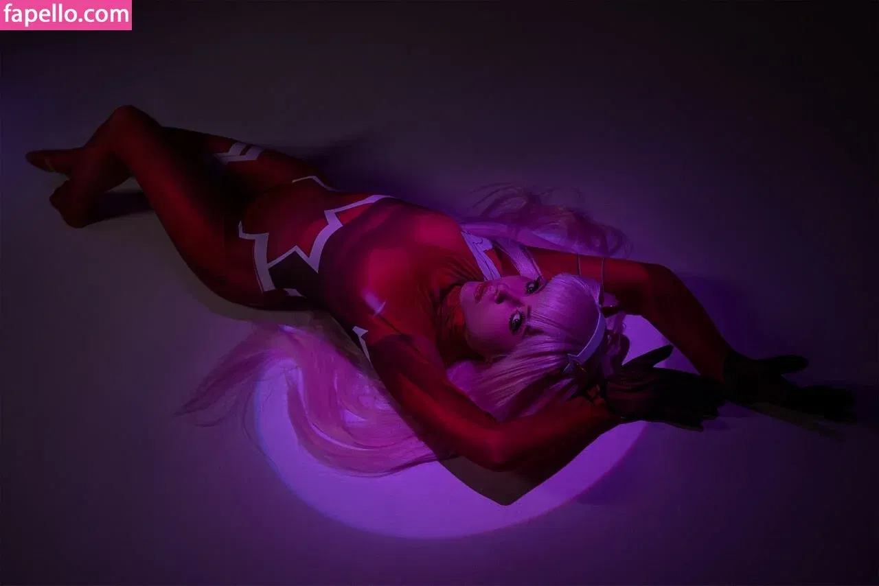 Olyashaa / deepfake / olyashaasaxon Onlyfans Photo Gallery 