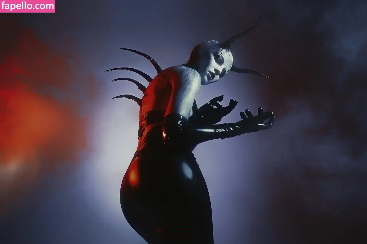 Olyashaa / deepfake / olyashaasaxon Onlyfans Photo Gallery 