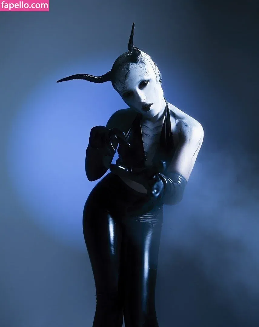 Olyashaa / deepfake / olyashaasaxon Onlyfans Photo Gallery 