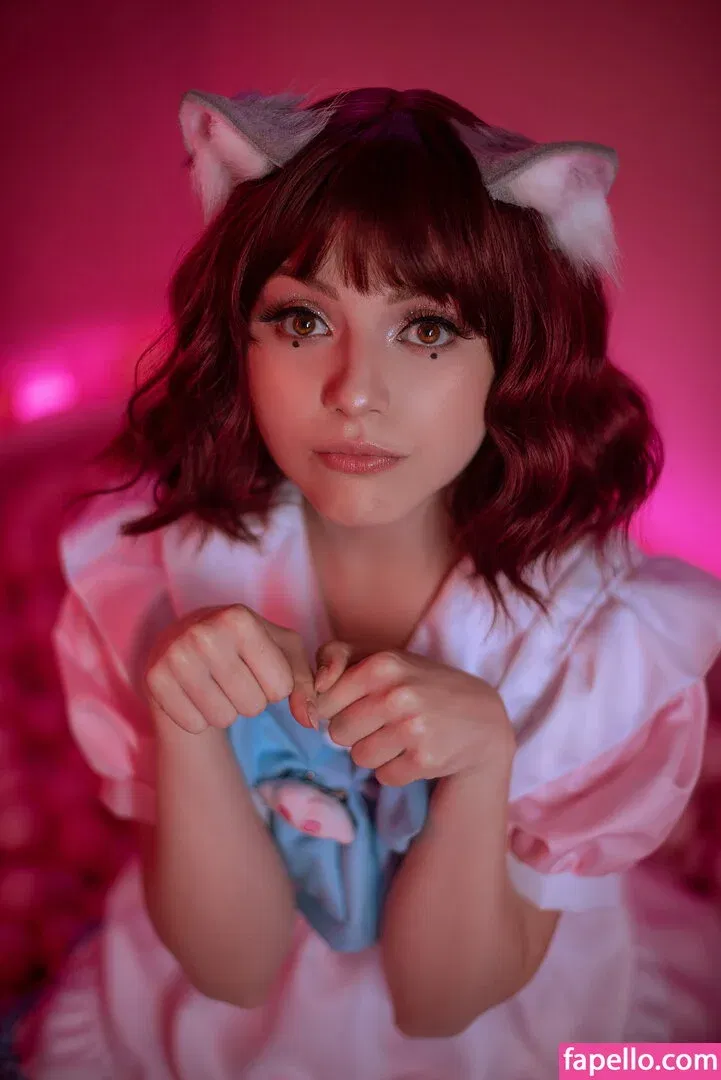 Olyashaa / deepfake / olyashaasaxon Onlyfans Photo Gallery 