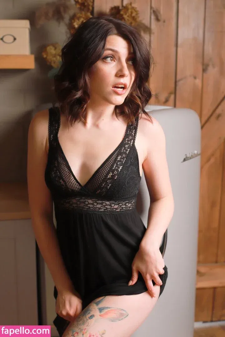 Olyashaa / deepfake / olyashaasaxon Onlyfans Photo Gallery 