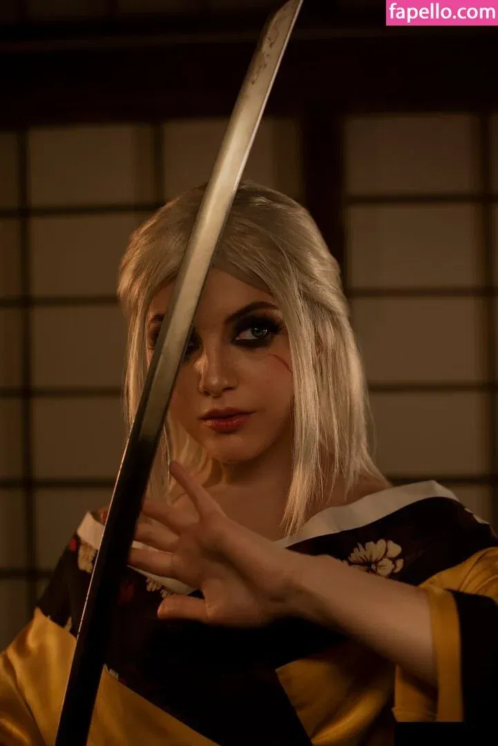 Olyashaa / deepfake / olyashaasaxon Onlyfans Photo Gallery 