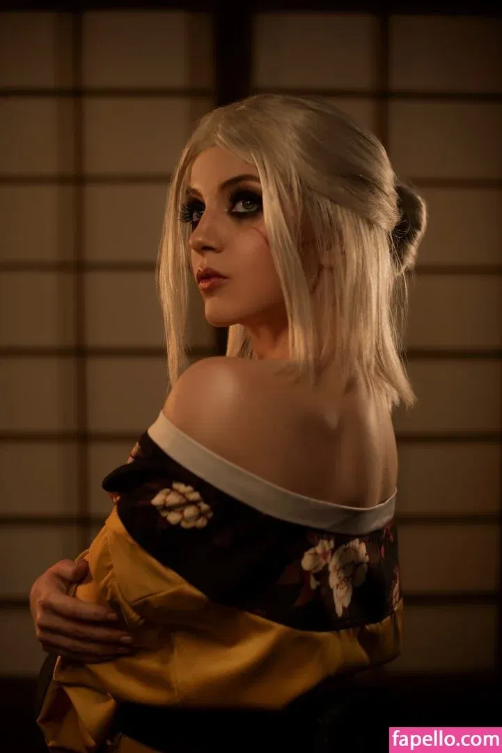 Olyashaa / deepfake / olyashaasaxon Onlyfans Photo Gallery 