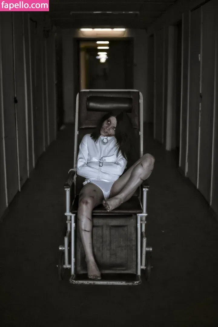 Olyashaa / deepfake / olyashaasaxon Onlyfans Photo Gallery 