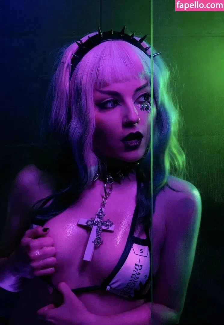 Olyashaa / deepfake / olyashaasaxon Onlyfans Photo Gallery 