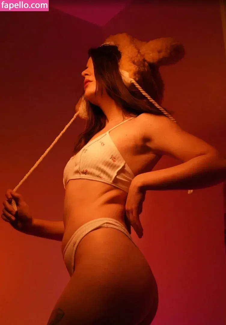 Olyashaa / deepfake / olyashaasaxon Onlyfans Photo Gallery 