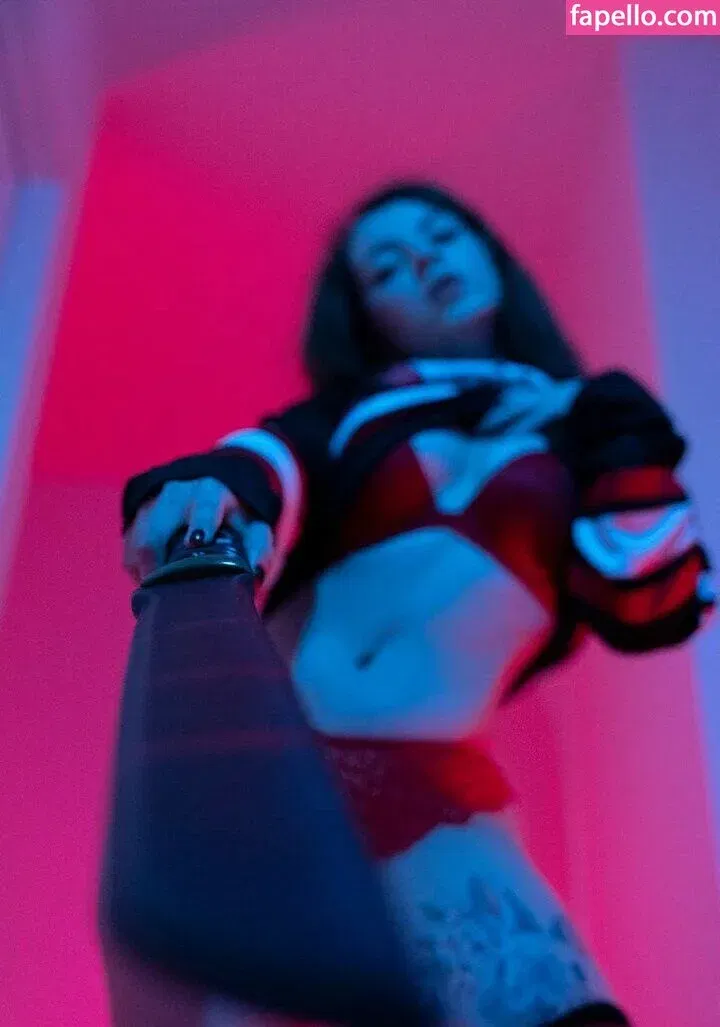 Olyashaa / deepfake / olyashaasaxon Onlyfans Photo Gallery 