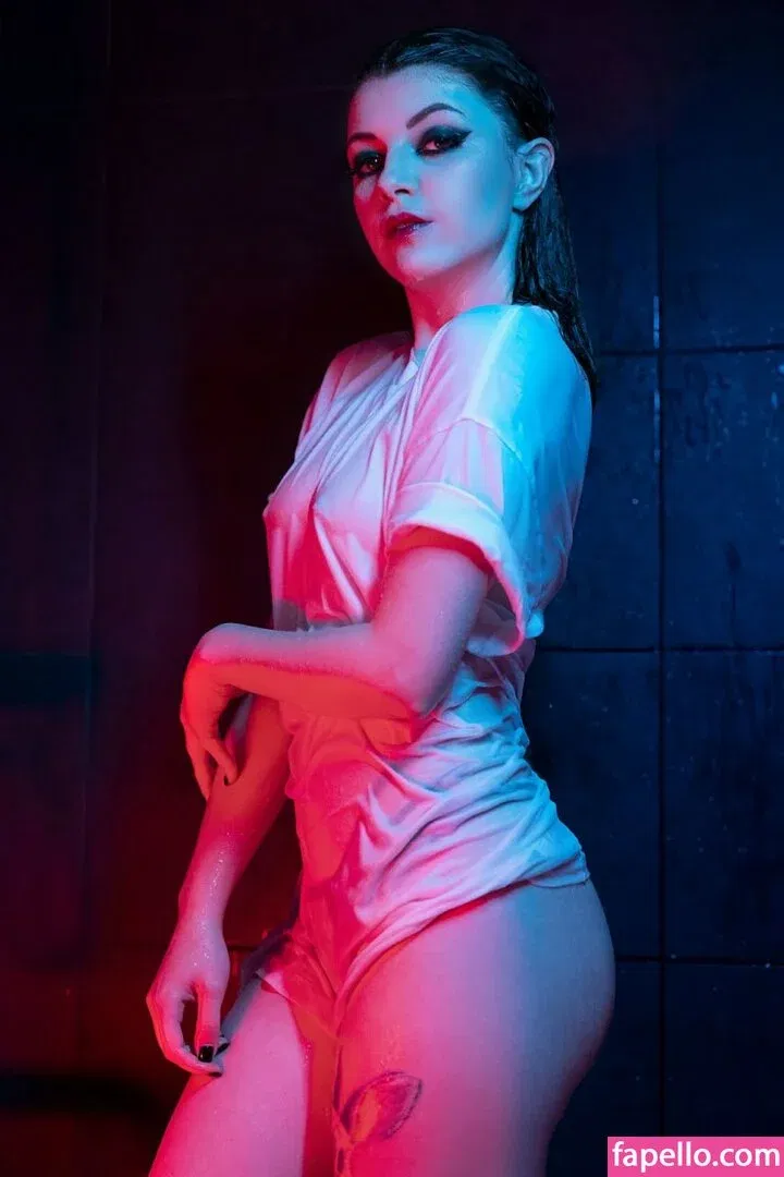 Olyashaa / deepfake / olyashaasaxon Onlyfans Photo Gallery 