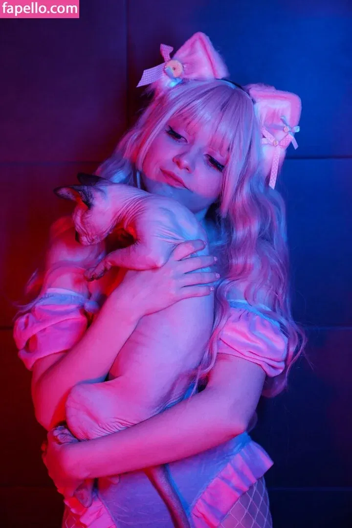 Olyashaa / deepfake / olyashaasaxon Onlyfans Photo Gallery 