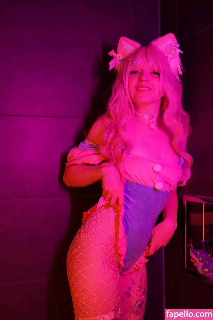 Olyashaa / deepfake / olyashaasaxon Onlyfans Photo Gallery 