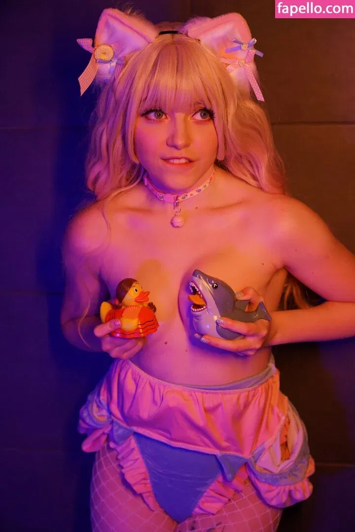 Olyashaa / deepfake / olyashaasaxon Onlyfans Photo Gallery 