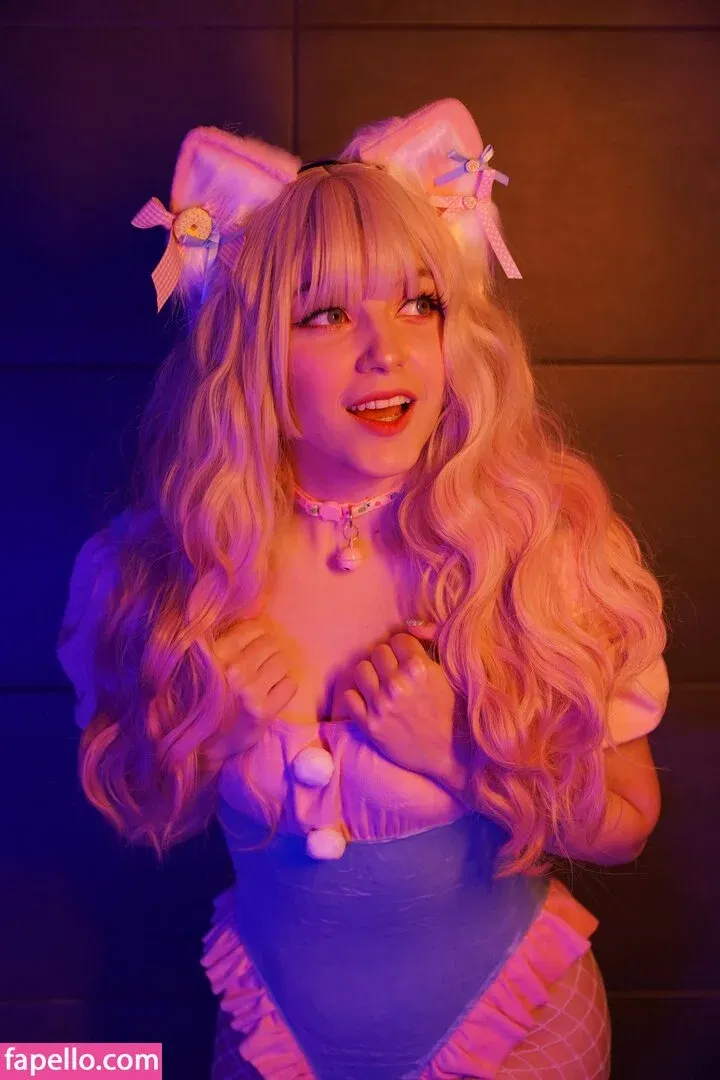 Olyashaa / deepfake / olyashaasaxon Onlyfans Photo Gallery 