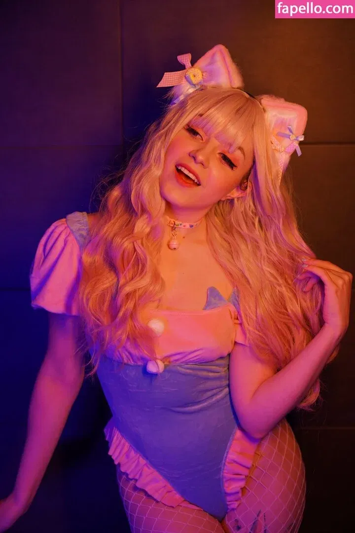 Olyashaa / deepfake / olyashaasaxon Onlyfans Photo Gallery 