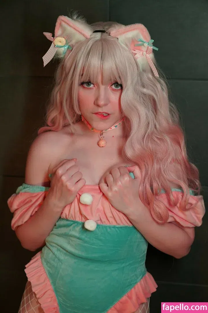 Olyashaa / deepfake / olyashaasaxon Onlyfans Photo Gallery 